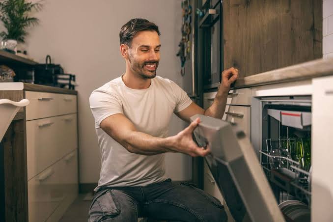 Home Appliance Maintenance Tips to Dodge Costly Repairs