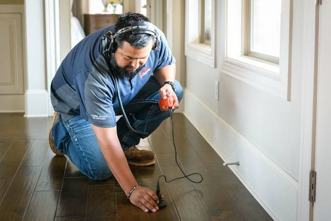 8 Signs of a Hidden Water Leak in Your Home (2026 Guide)